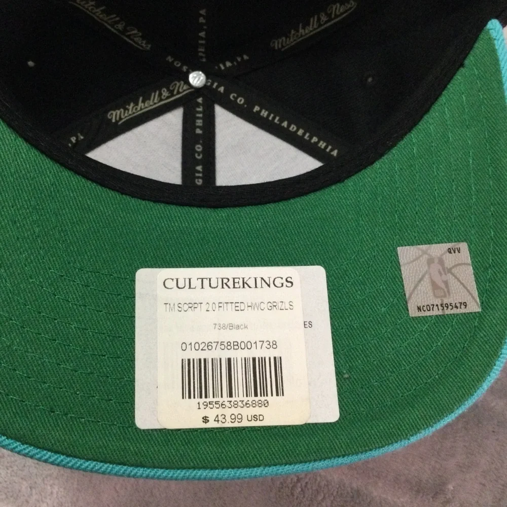 Mitchell & Ness Vancouver Grizzlies Black and Teal Fitted Hat Size 7 3/8 - Picture 6 of 7